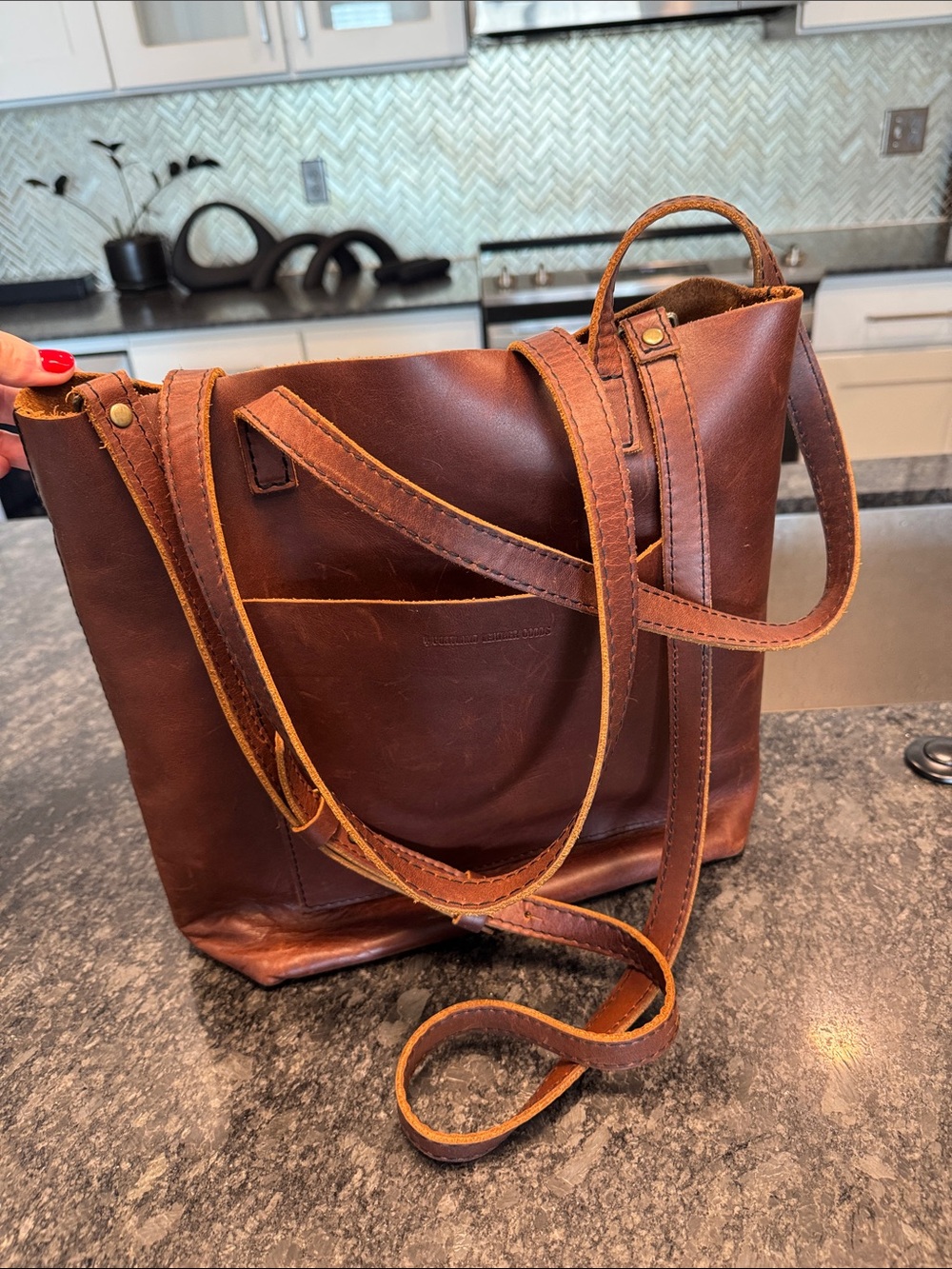 Portland leather goods Classic Brown Leather Shoulder Tote - Picture 4 of 5
